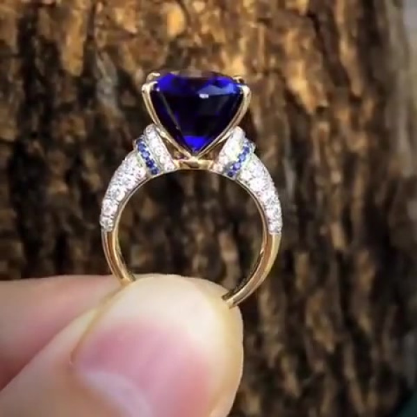 10.28ct Oval Cut Sapphire Engagement Ring 