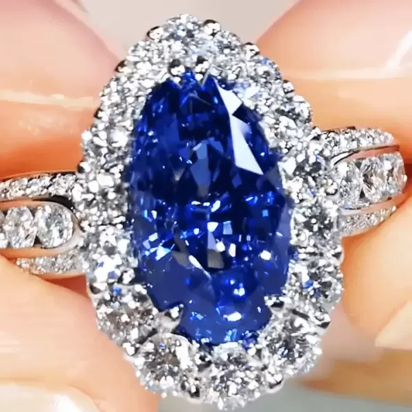 8.5ct Oval Cut Blue Sapphire Engagement Ring 