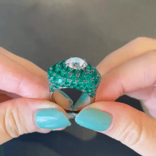 20.5ct Round Cut White & Green Sapphire Invisible Setting Ring