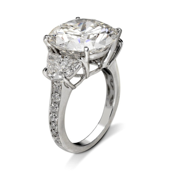 12ct Round Cut White Sapphire Three Stone Engagement Ring