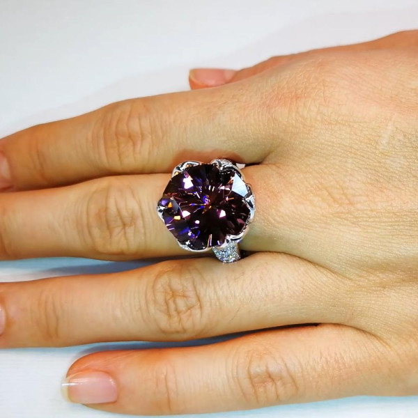 15ct Round Cut Fushsia Garnet Engagement Ring