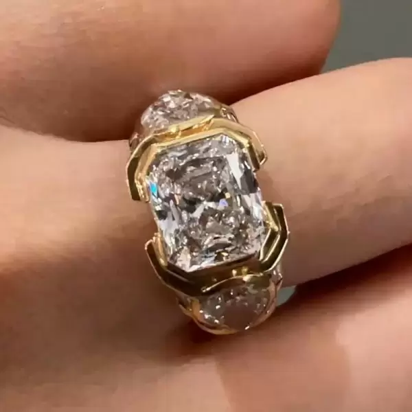 3.5ct Horizental Bezel Radiant Cut Cocktail Ring