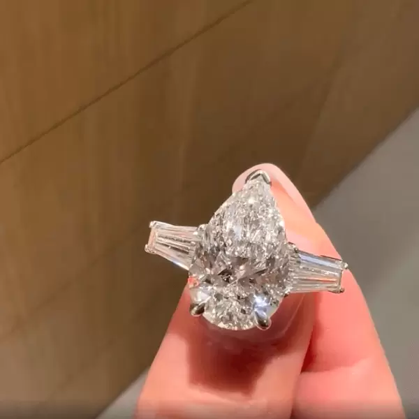 9ct Pear Cut White Sapphire Engagement Ring