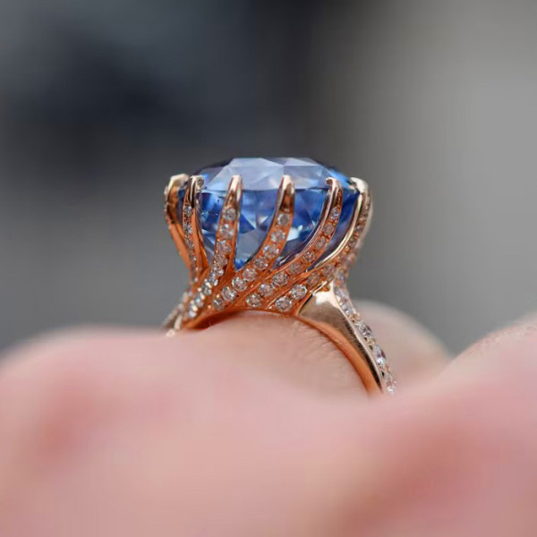 10ct Round Cut Light Sapphire Blue Engagement Ring