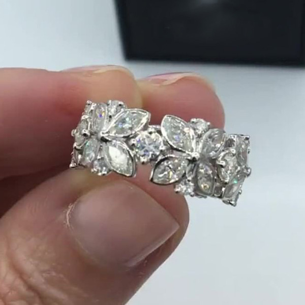Marquise&Round Cut White Sapphire Flower Band