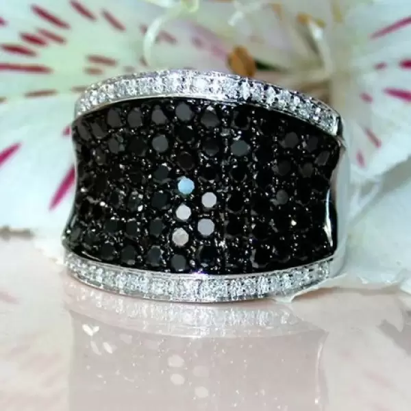 Classic White-Black Paved Bold Ring