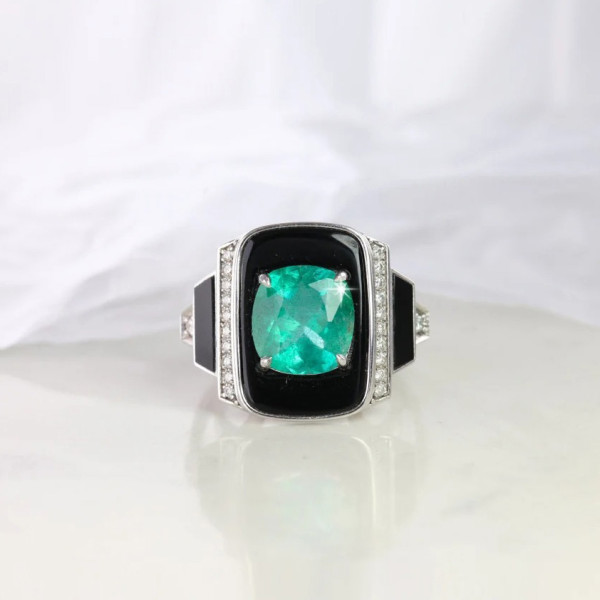 Art-Deco 4.2ct Cushion Cut Emerald Enamel Ring