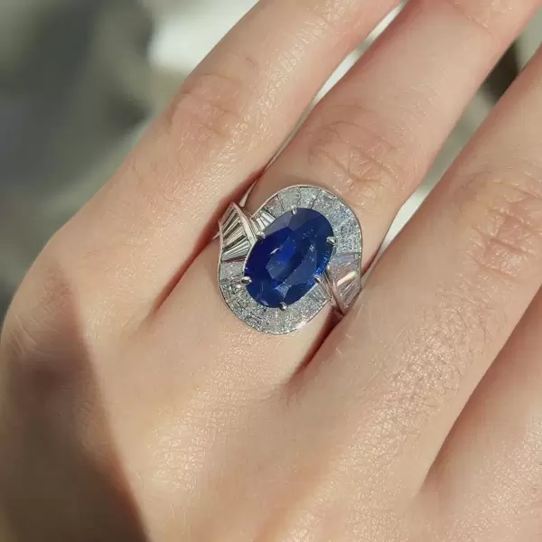 Art-Deco 5.6ct Oval Cut Sapphire Engagement Ring