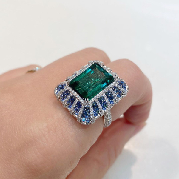 Vintage 8.4ct Emerald Cut Emerald Cocktail Ring