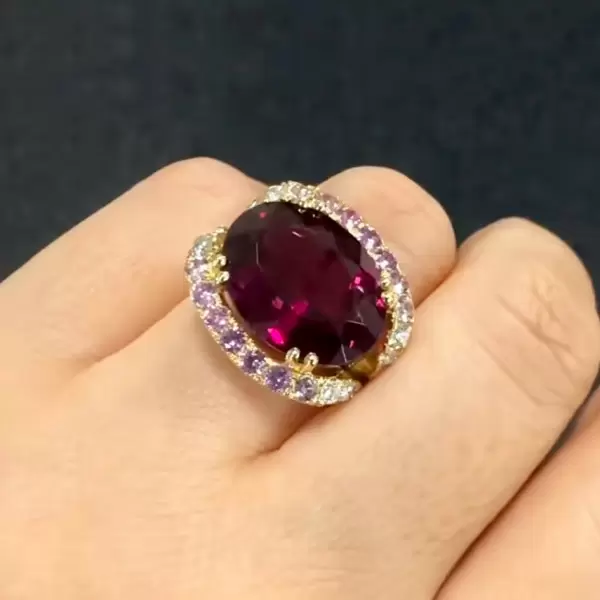 8ct Oval Cut Ruby Split Shank Cocktail Ring
