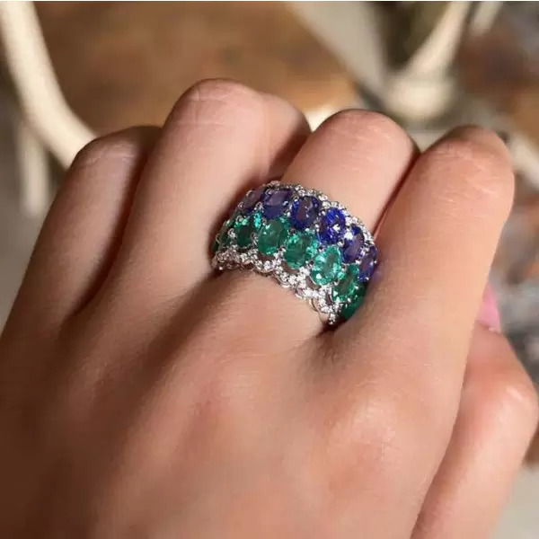 8ctw Oval Cut Emerald and Tanzanite Sapphire Cocktail Ring
