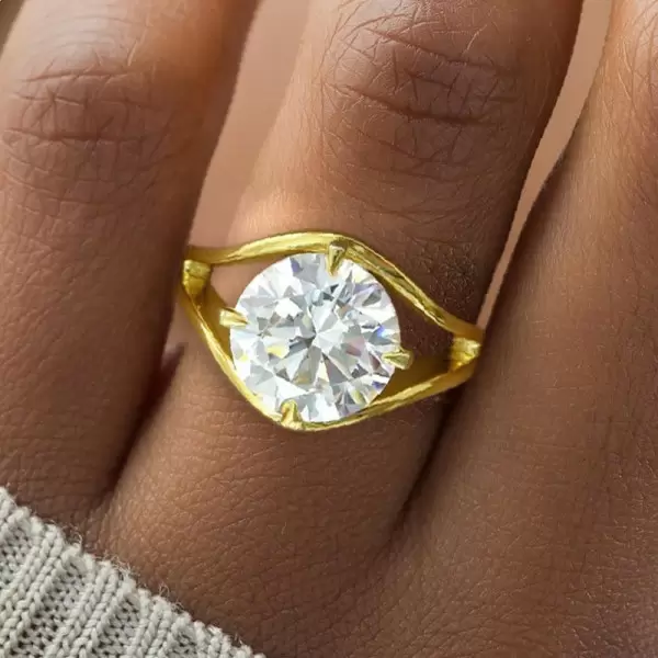 3.8ct Round Cut Split Shank Modern Engagement Ring