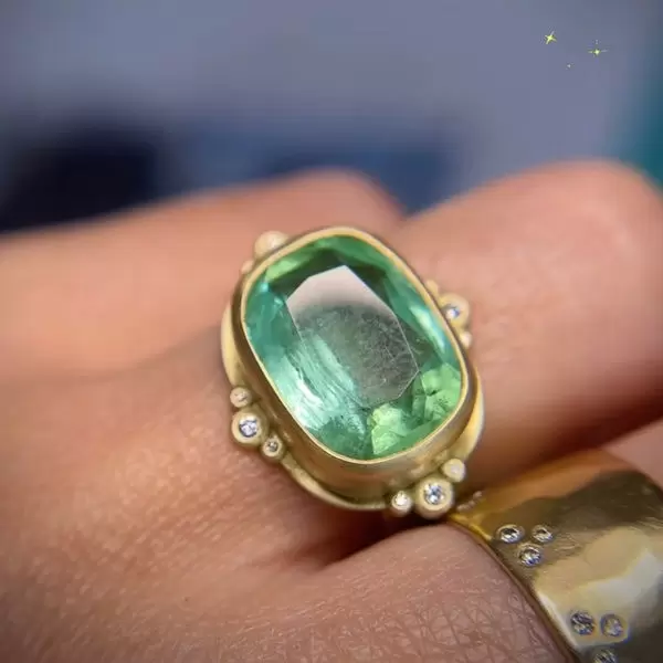 12ct East-West Cushion Cut Emerald Vintage Cocktail Ring