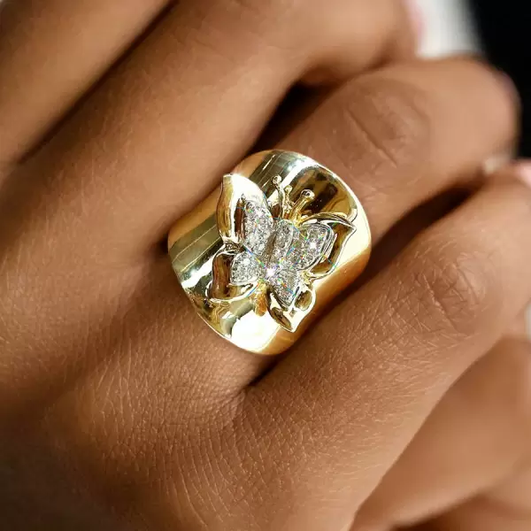 3D Butterfly Curving Saddle Cocktail Ring