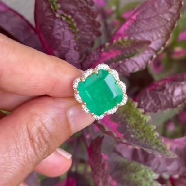 9.5ct Asscher Cut Emerald Paved Cocktail Ring