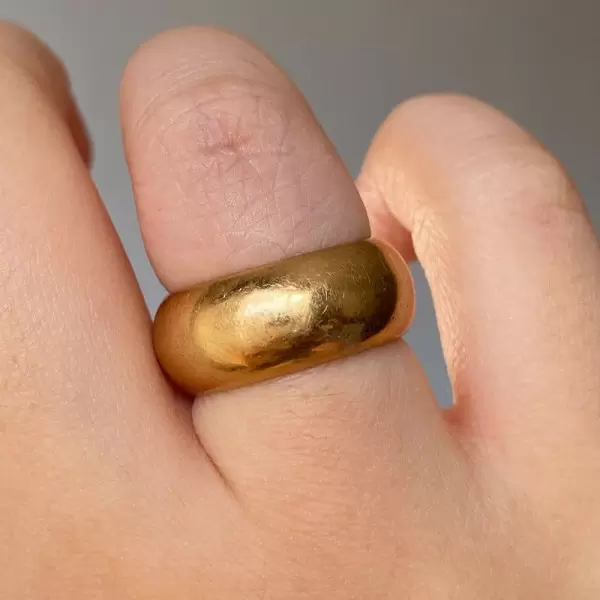 8MM Width High-Polished Classic Antique Wedding Band