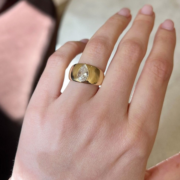 3ct Pear Cut Chucky Modern Engagement Ring
