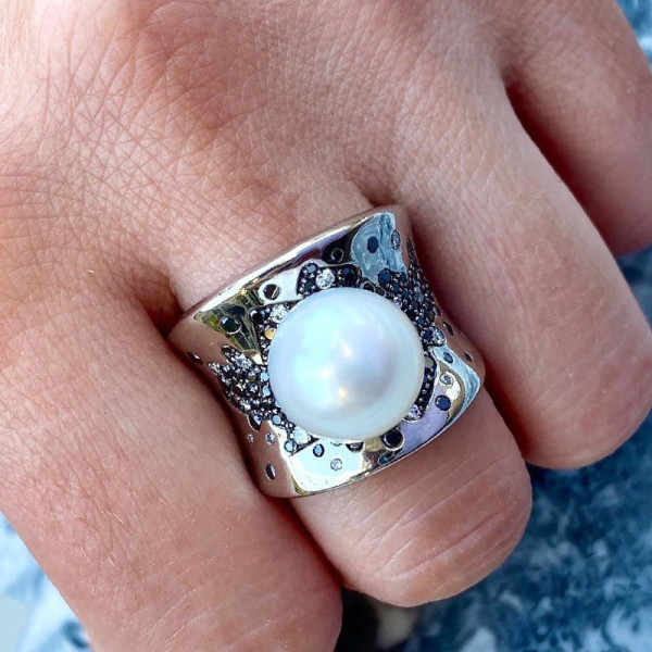 14MM Pearl Wide Cigar Band Modern Statement Ring