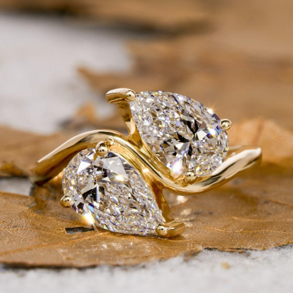 3ctw Pear Cut Asymmetric Toi Et Moi Promise Ring