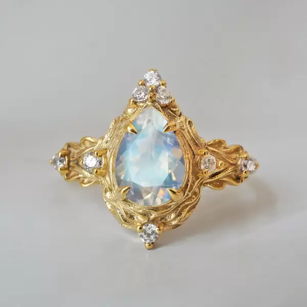 1.2ct Pear Cut Moonstone Vintage Cocktail ring