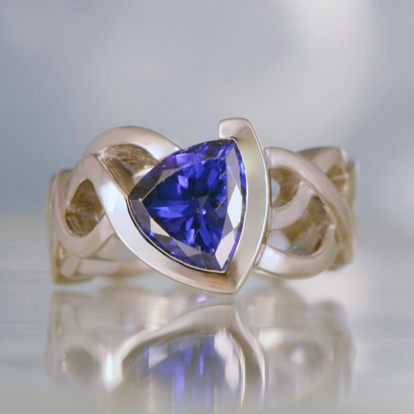 3.5ct Trillion Cut Tanzanite Blue Intertwined Modern Ring