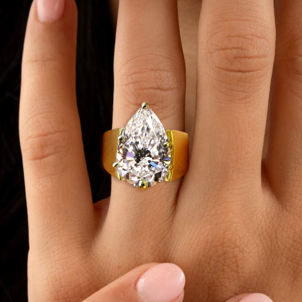 4.2ct Pear Cut White Sapphire Simple Classic Engagement Ring
