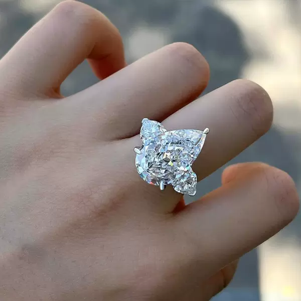 8ct Pear Cut White Sapphire Three-stone Engagement Ring