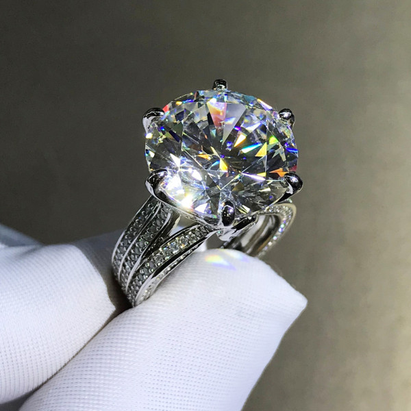 12ct Round Cut White Sapphire Engagement Ring