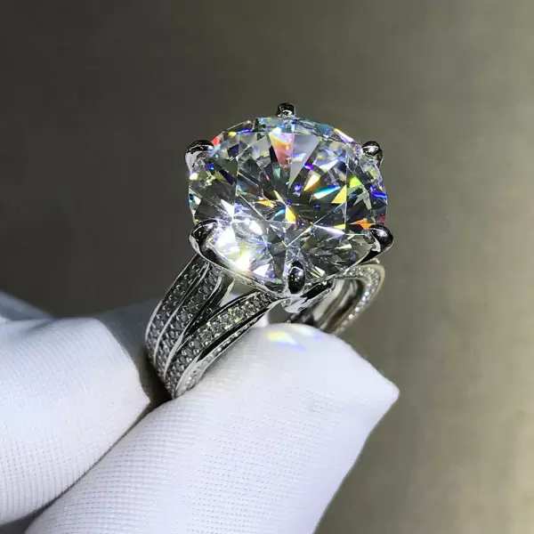 12ct Round Cut White Sapphire Engagement Ring