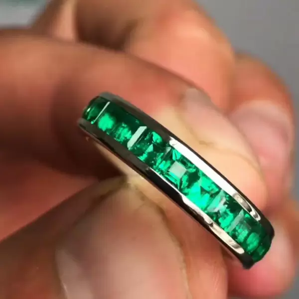  Colombian Emerald Green Wedding Band Eternity Ring