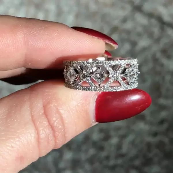 Women Fashion Princess Cut Eternity Ring