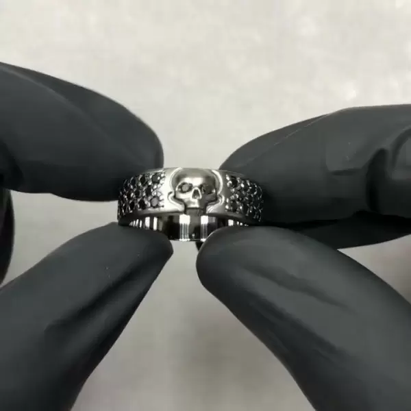 Men Skull Eternity Ring Band Halloween's Gift 