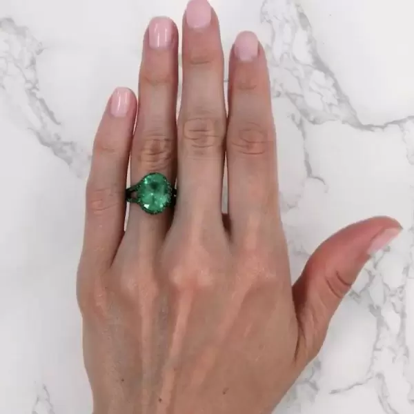 2ct Oval Cut Emerald Engagement Ring