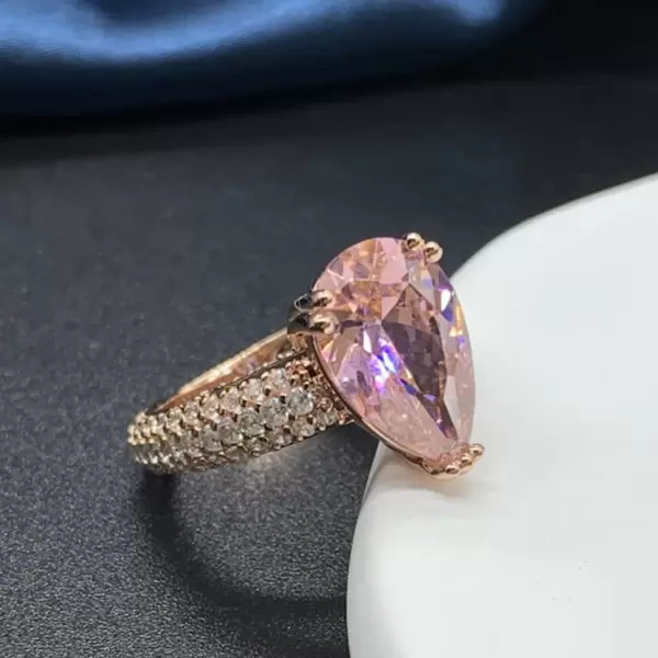 3ct Pear Cut Pink Sapphire Engagement Ring in Rose Gold