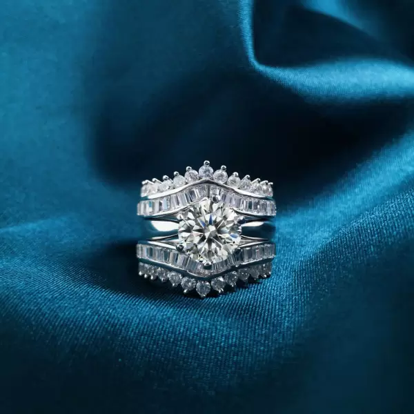 3ct Round Cut White Sapphire 3pcs Bridal Set
