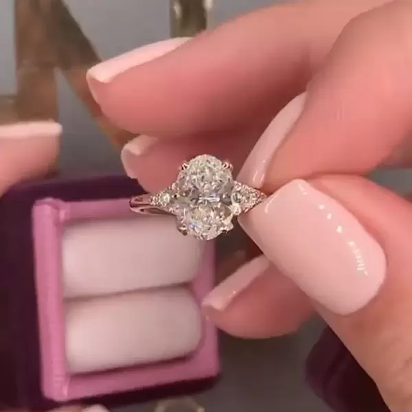 2 Carat Oval Cut Simulated Diamond Engagement Ring In Sterling Silver