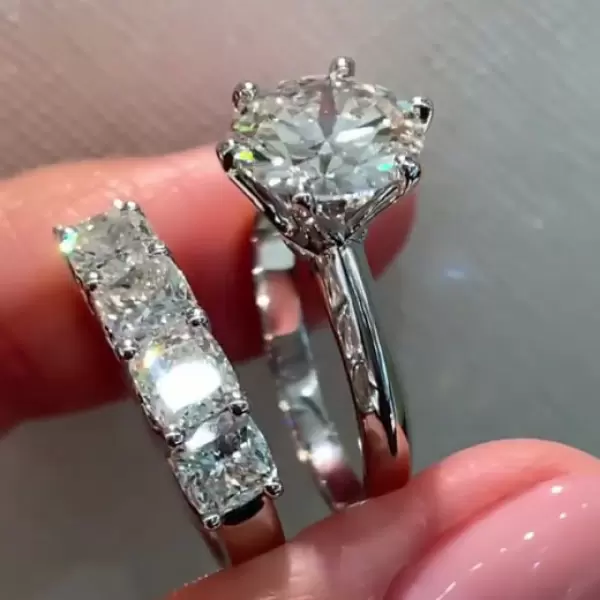2ct Round Cut White Sapphire 2pcs Bridal Set