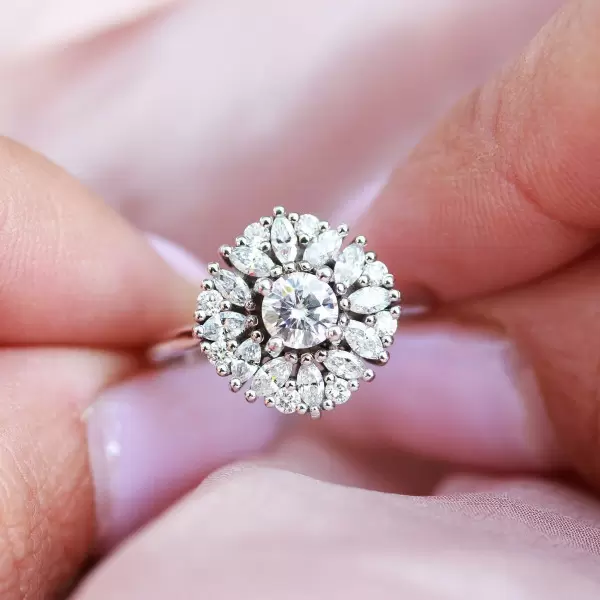 1.2 CT Round Cut Delicate Engagement Ring 