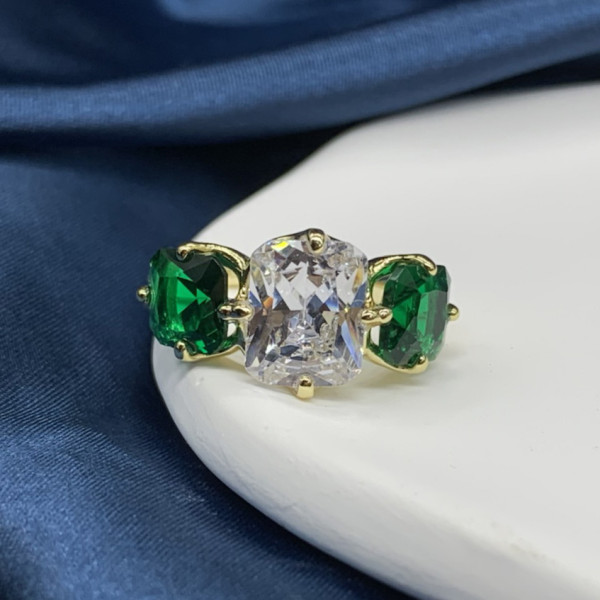 1.16ct Three-Stone Engagement Ring in Gold