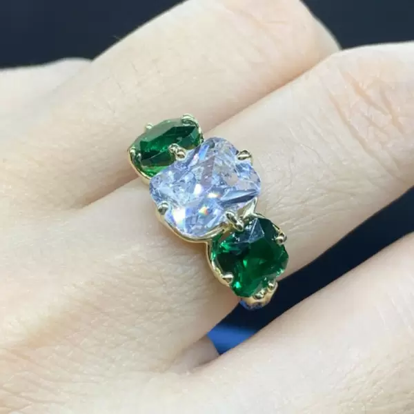1.16ct Three-Stone Engagement Ring in Gold