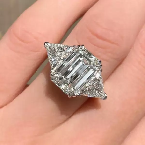 7ct emerald shop cut diamond
