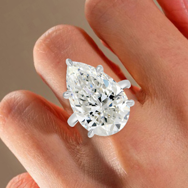 10ct Pear Cut Classic Engagement Ring