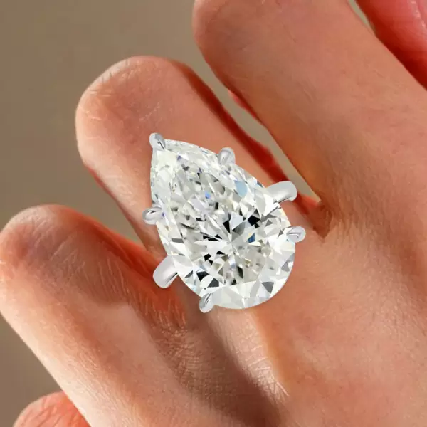 10ct Pear Cut Classic Engagement Ring