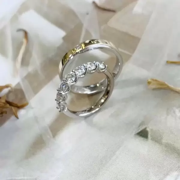 Round Cut 1.5 CT White Sapphire Matching Couples' Rings
