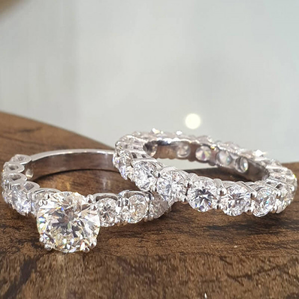 1.5ct Round Cut White Sapphire 2pcs Bridal Set