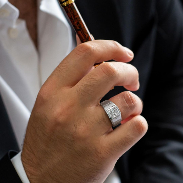 Man made white sapphire rings hot sale