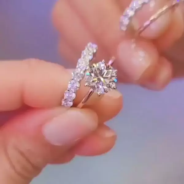1.5ct Rose Gold Round Cut White Sapphire 2pcs Bridal Set