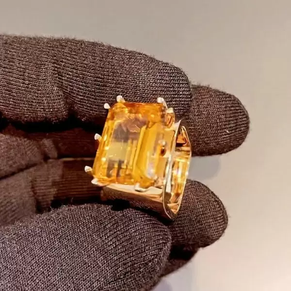 14ct Emerald Cut Yellow Sapphire Square Shank Cocktail Ring