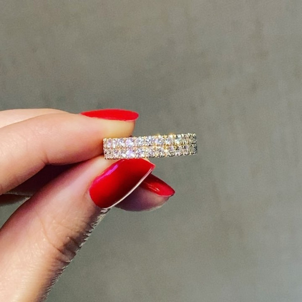 1.95ct Round Cut White Sapphire Half Double Row Band in Gold