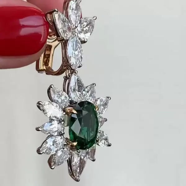 13.5ct Oval Cut  Emerald Sun Earrings in Gold